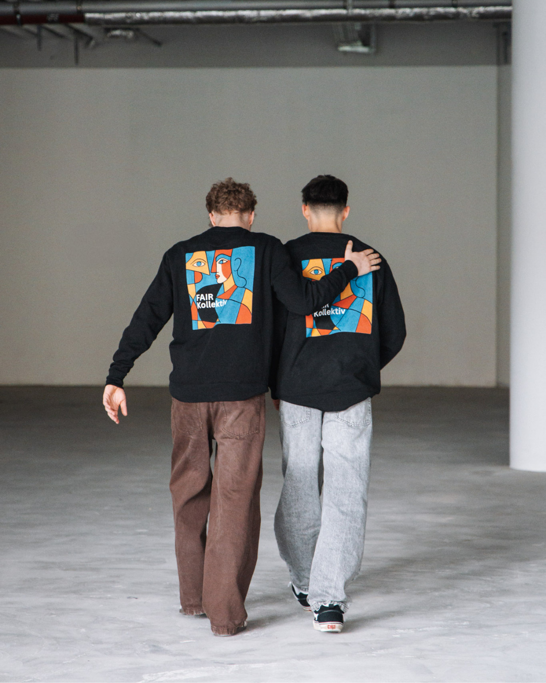 Face in Frame - Organic Oversize Sweatshirt